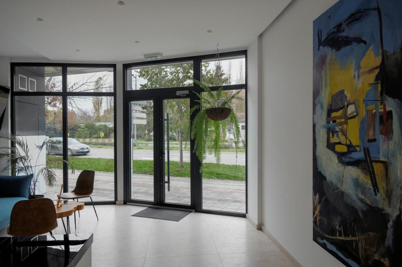 Boutique Macchiato Rooms Újvidék Kültér fotó