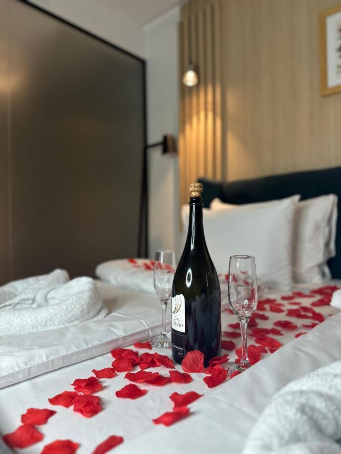 Boutique Macchiato Rooms Újvidék Kültér fotó